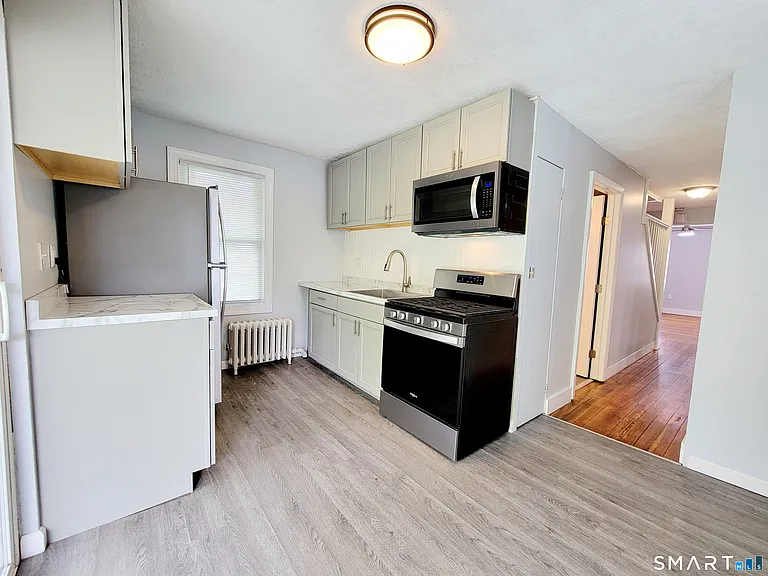 475 Prospect St #2 — Photo 11