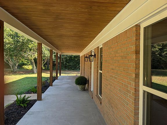 4th image of 3540 Portersville Rd