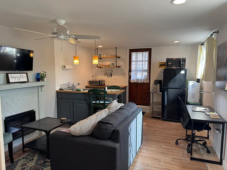 3277 N Whitney Ave #2 — Photo 11