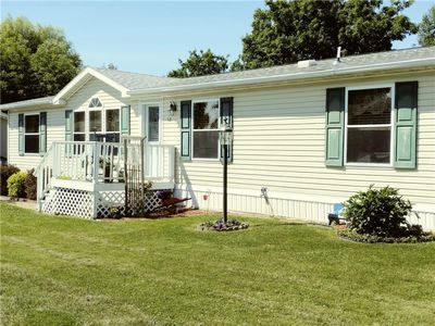 52 Green Village Dr, Lima, NY, 14485