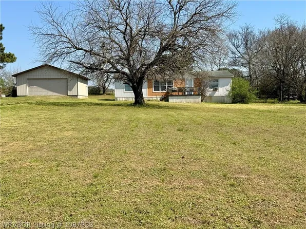 1401 E Northbrook Dr, Van Buren, AR 72956