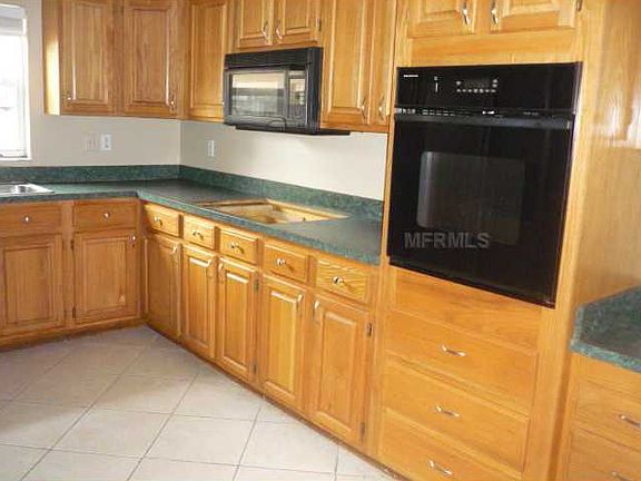 5th image of 11069 Maxton Way N