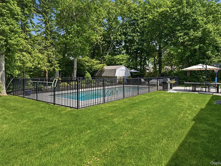 12 Wayne Ct — Photo 24