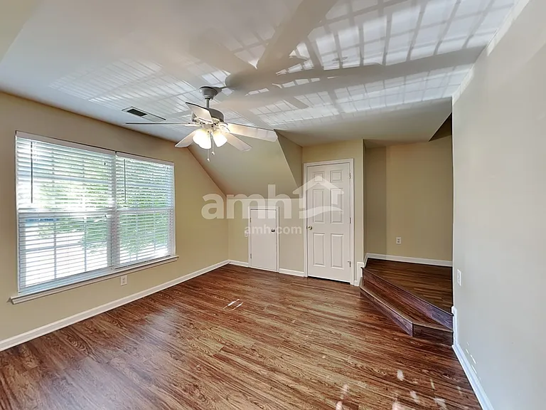 8207 Abbottsgate Ln — Photo 15