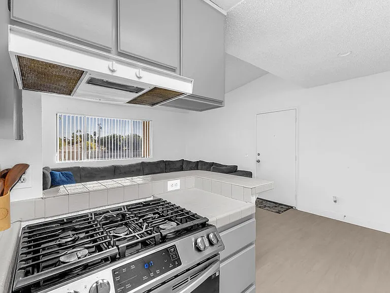 31200 Landau Blvd #408 — Photo 3