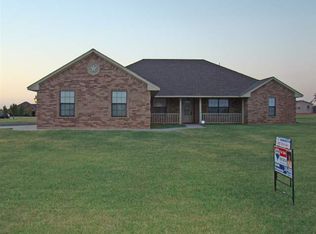 202 Prairie View Rd, Elgin, OK 73538