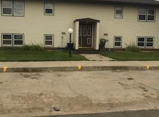 1106 10th St, Britton, SD 57430