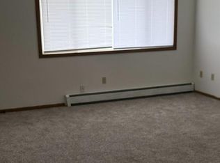 305 S 1st St #1-4, Marshalltown, IA 50158