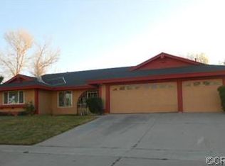 2072 N Apple Ave, Rialto, CA 92377