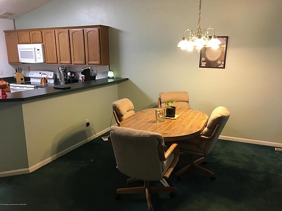 4th image of 1713 Willow Creek Dr