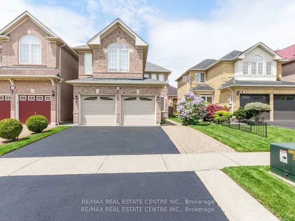 5989 Sidmouth St, Mississauga, ON L5V 2Z5