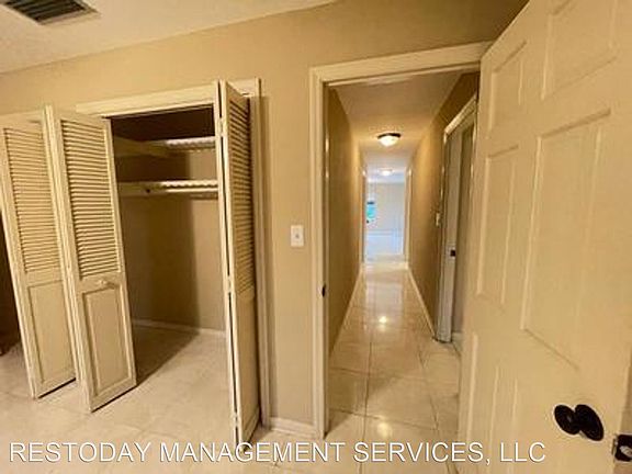 5th image of 2118 SE Morningside Blvd