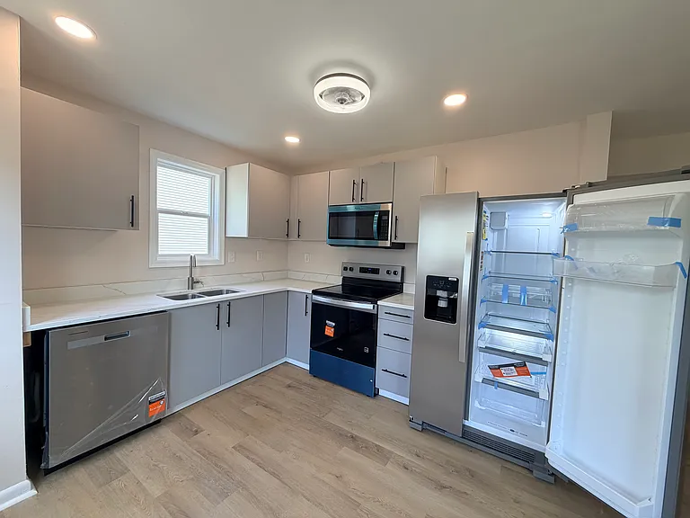 3060 Blackstone Ct — Photo 6