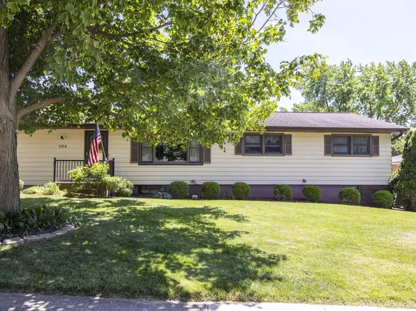 104 Veronica Way, Normal, IL 61761