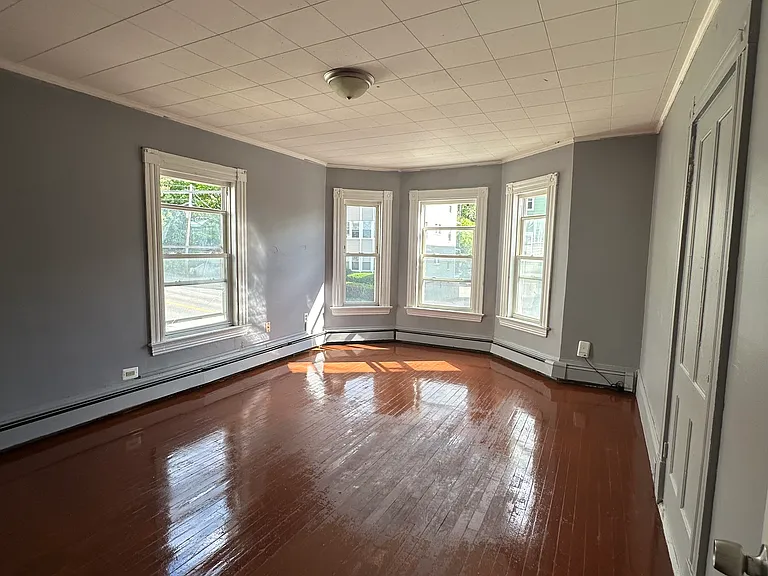 720 Lisbon St #2 — Photo 1