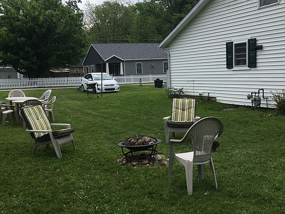 3rd image of 4930 Francis St