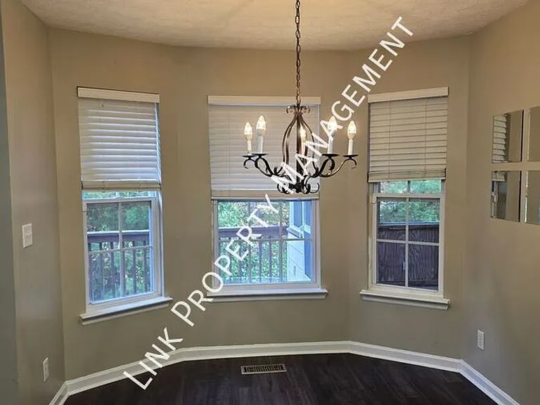 6383 Rim Crest Ln — Photo 38