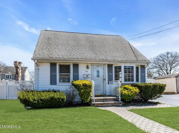 76 Compton Avenue, Hazlet, NJ 07734