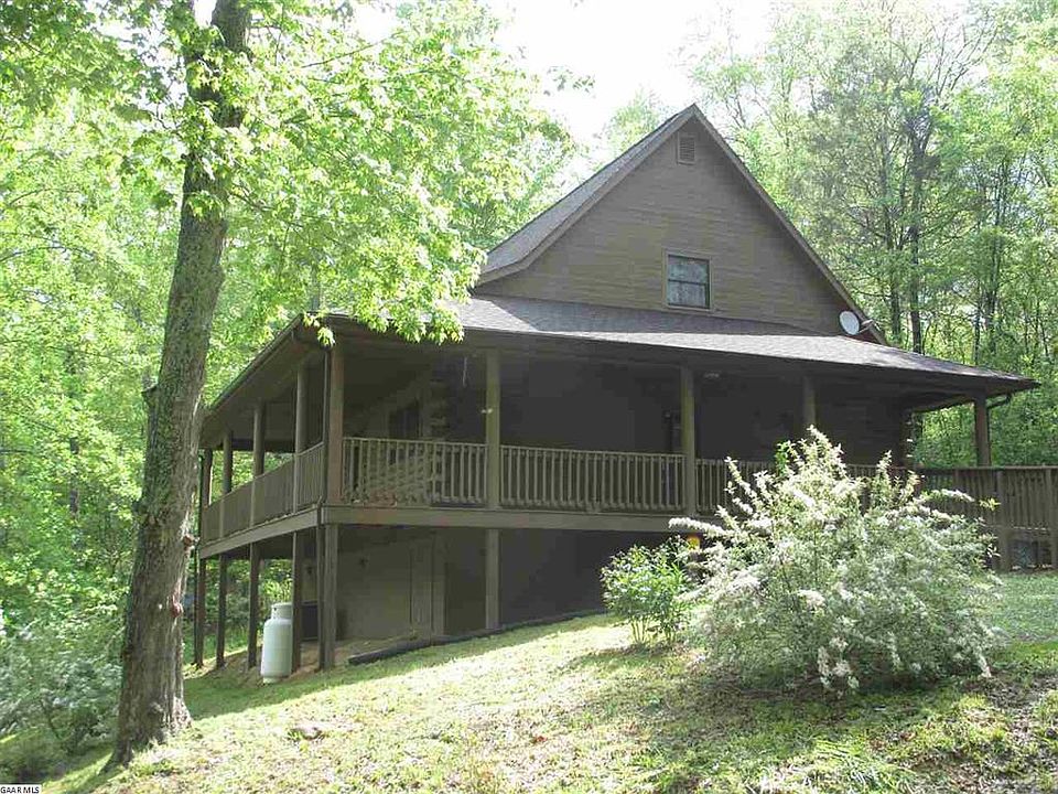 1st image of 34 Sage Ln