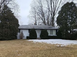 603 Crediton St, Lake Orion, MI 48362