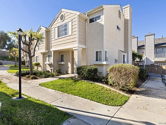 2nd image of 8941 Arlingdale Way