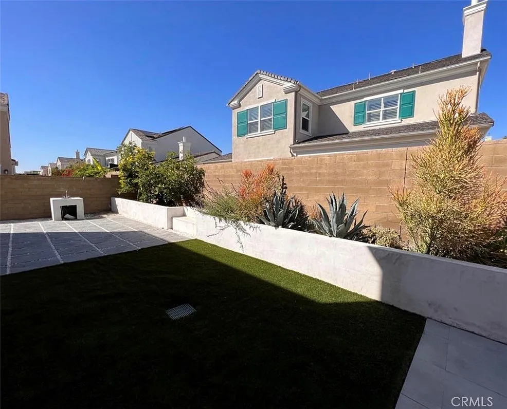 4 bed, 3.5 bath, 2849 sqft, $6,500 — Photo 2