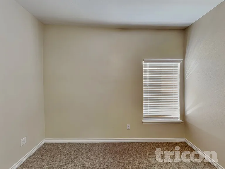 214 Bob White Dr — Photo 10
