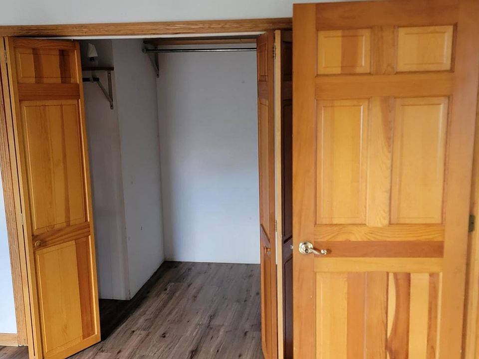 1st image of 61 Fallbrook St #4