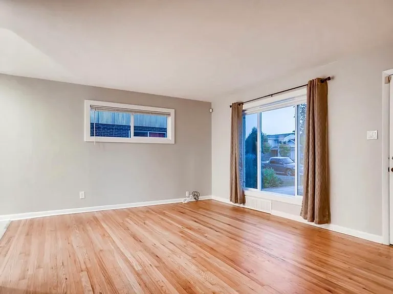 3720 Dahlia St — Photo 3