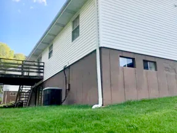 4th image of 4176 Lisieux Ln