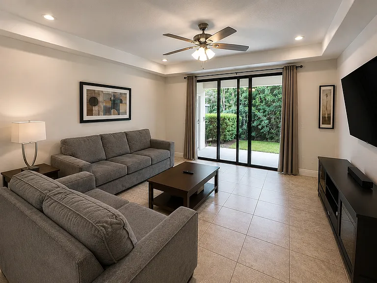8131 Roseville Blvd — Photo 16