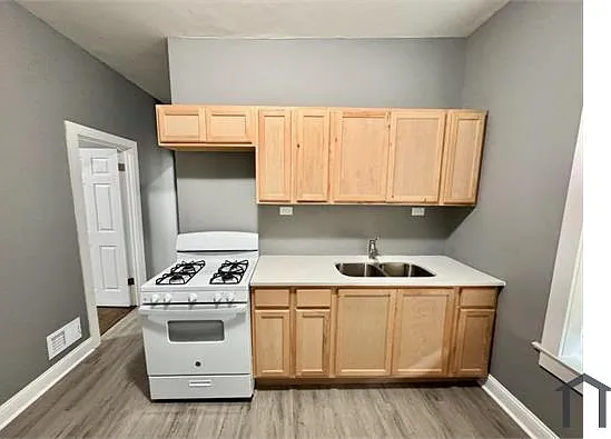 7841 S Drexel Ave #1F — Photo 6