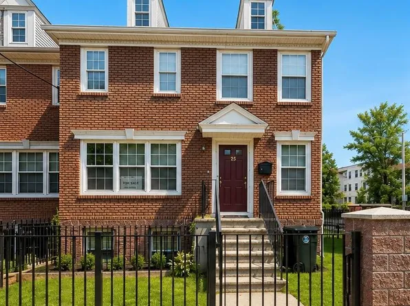 25 Holland St, Newark, NJ 07103