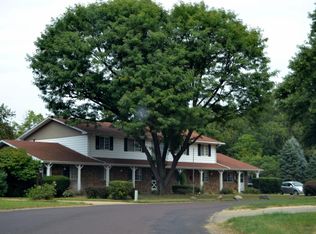 2211 S Daycor Dv APT B4, Bartonville, IL 61607