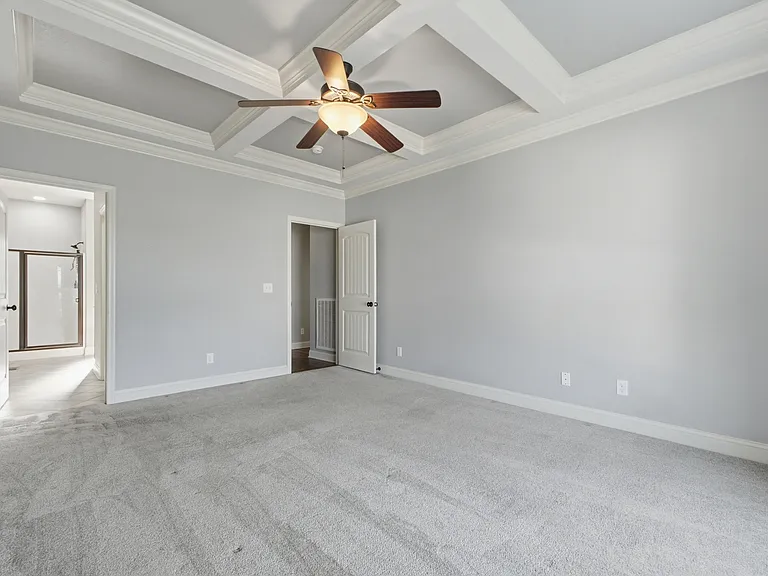 723 Windrush Loop — Photo 14