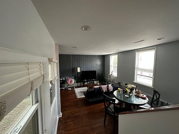 4th image of 2621 South St #C7
