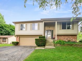 1089 Home Pl, Bolingbrook, IL 60440