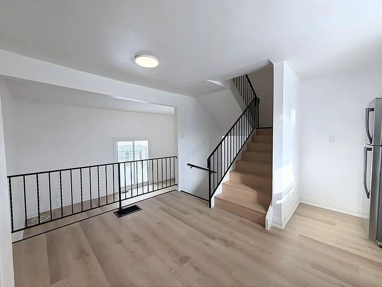 195 Mohawk St — Photo 8