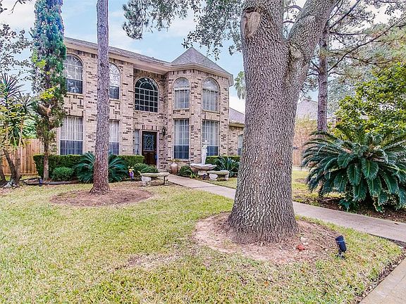 4th image of 1906 Lakebend Dr