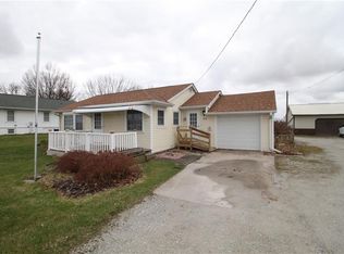 1209 N 7th St, Chariton, IA 50049