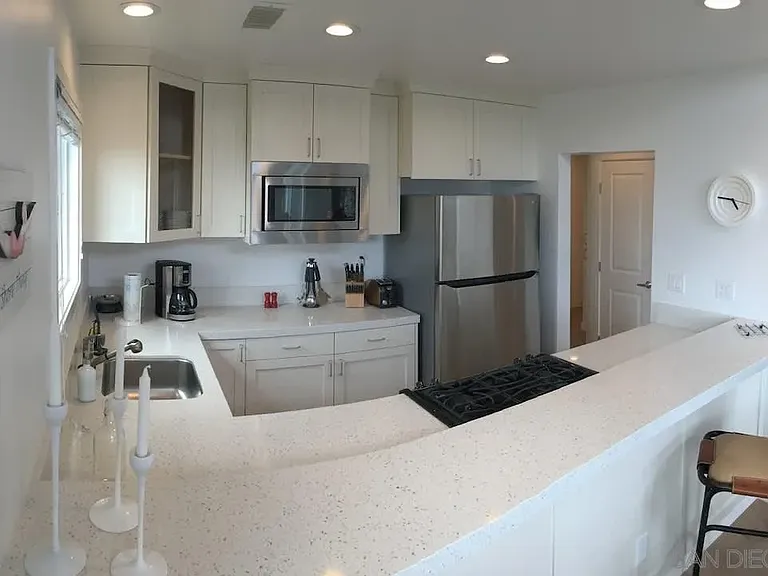 5112 Saratoga Ave #1 — Photo 5