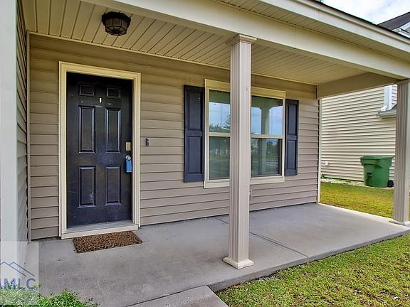 3rd image of 416 Valdez Ct