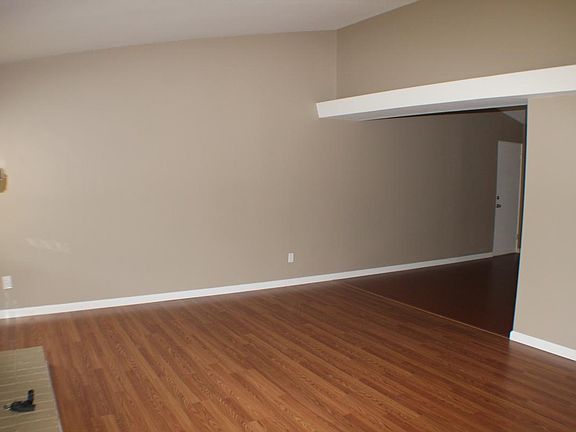 5th image of 3105 Blackwood Dr