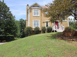 39 Foxfire Ln SW, Cartersville, GA