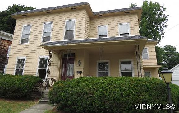 3rd image of 96 Church St