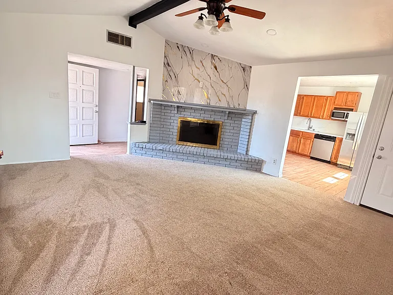 7327 Cave Dr — Photo 2