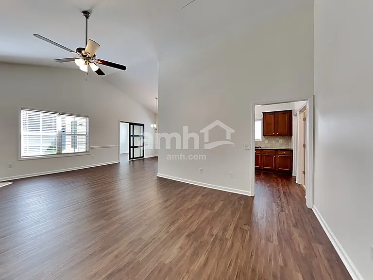 3227 Hideaway Ln — Photo 8