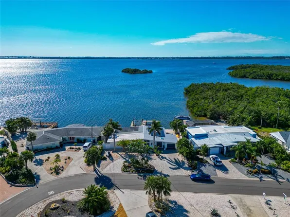 9923 Spoonbill Rd E, Bradenton, FL 34209