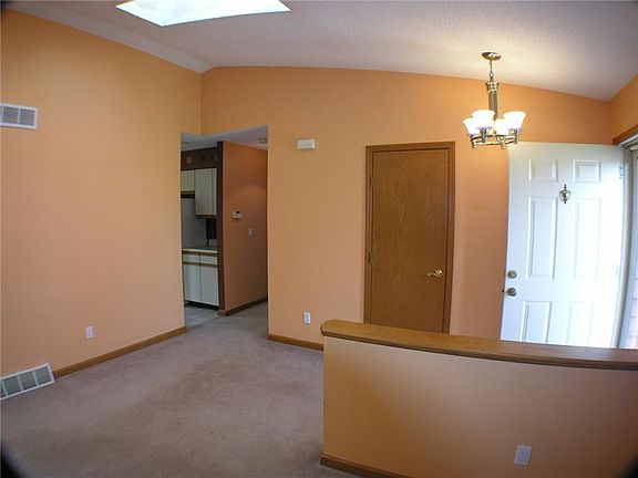5th image of 6949 Dutchland Blvd