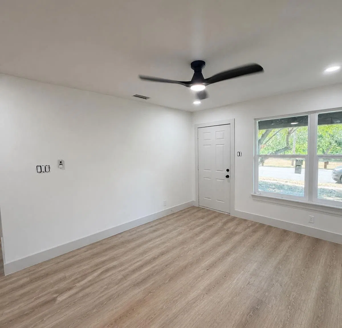 4 bed, 1529 sqft, $2,250 — Photo 3